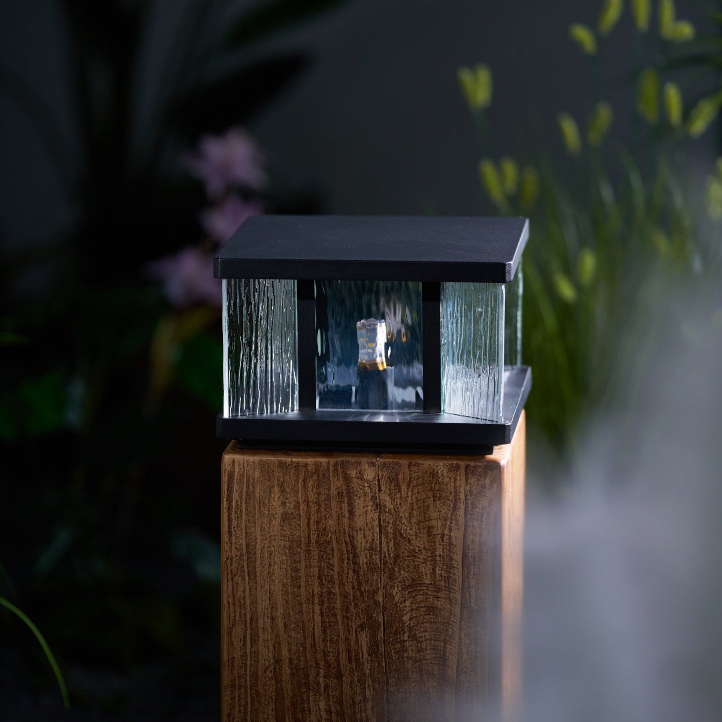 Stratos Square Outdoor Light