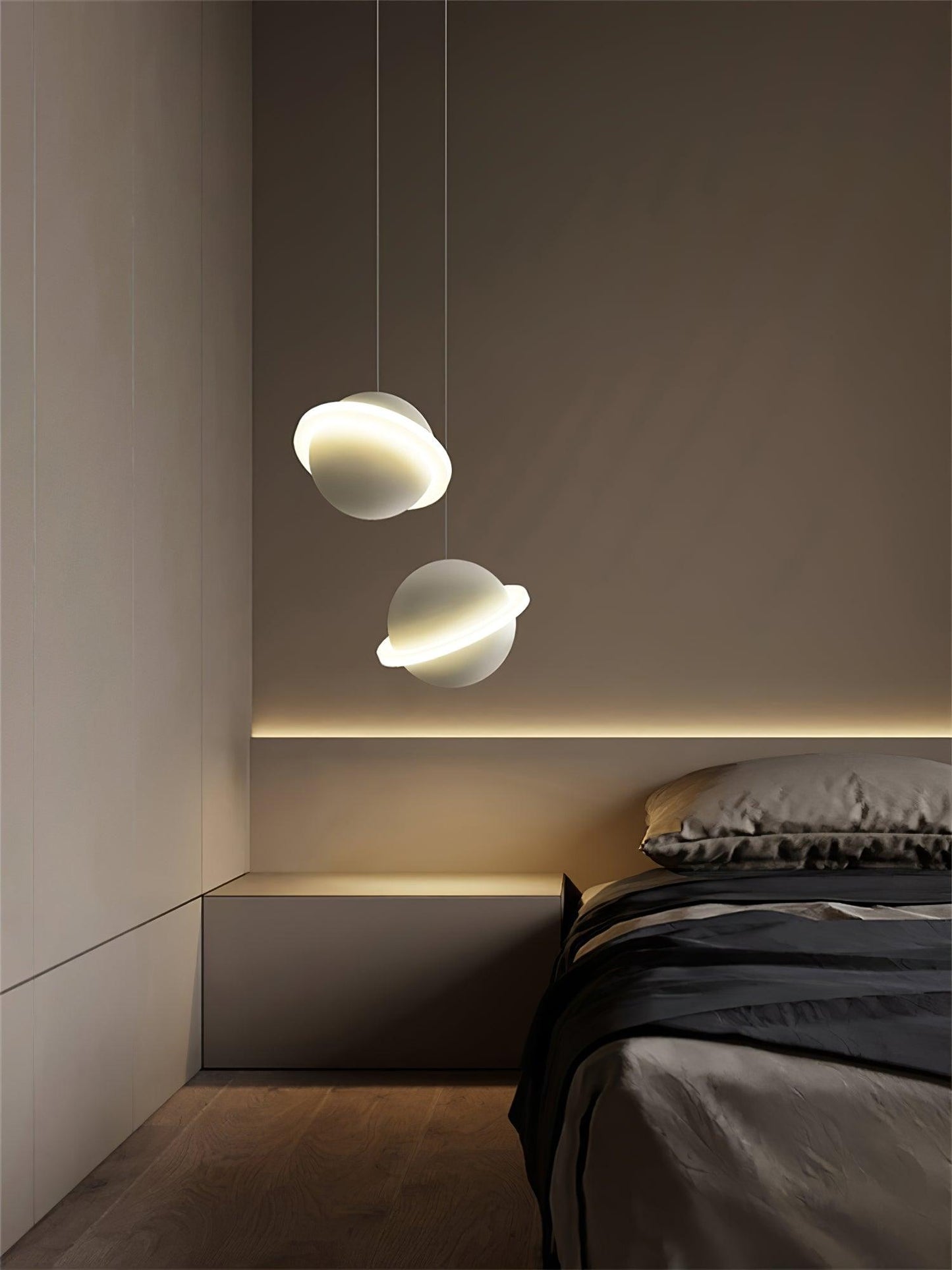 Jupiter Ring Houselight Pendant Light