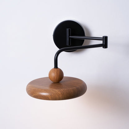 Karlin Wall Light