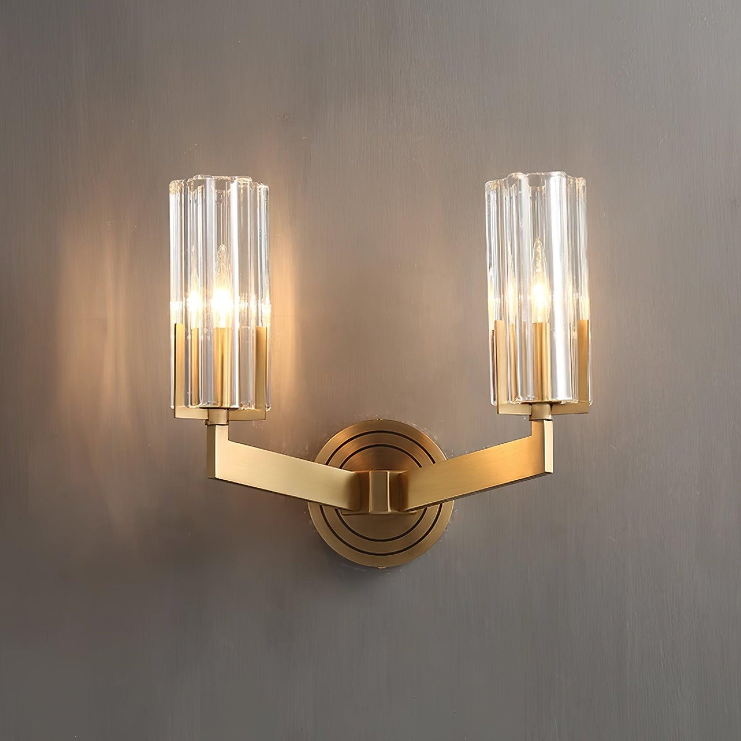 Kayla Brass Bracket light Wall Lamp