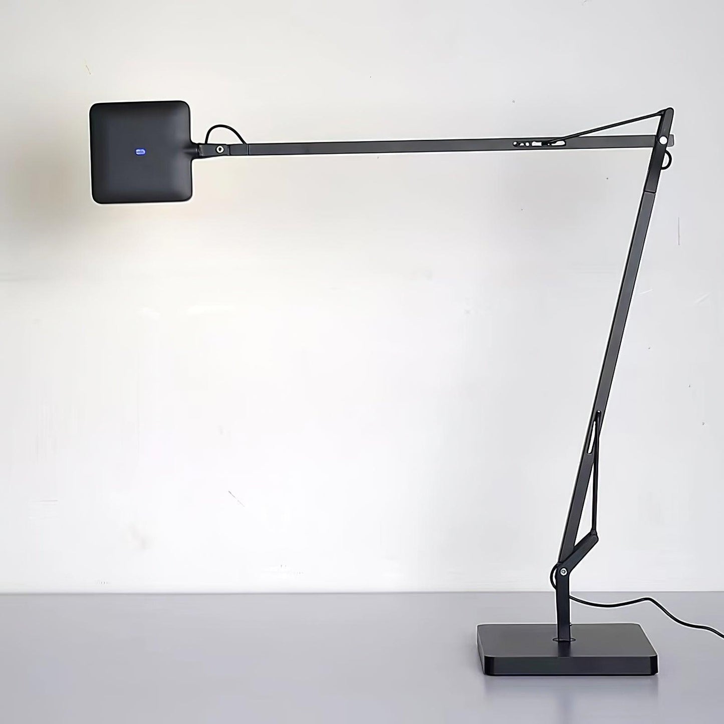 Edge Side table lamp Table Lamp