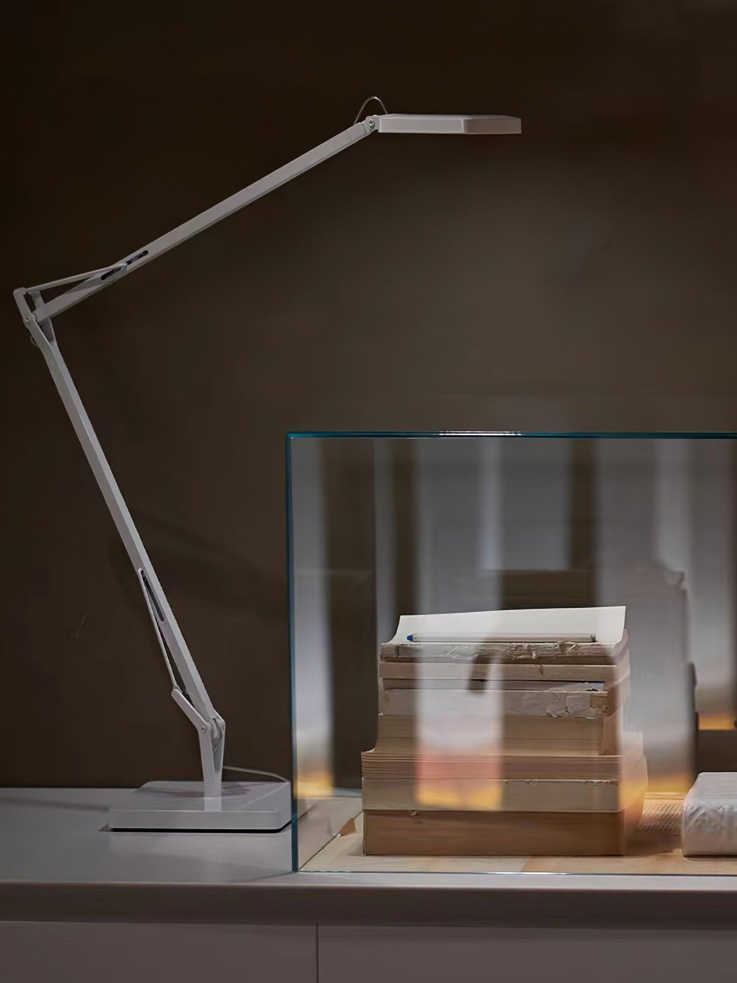 Edge Side table lamp Table Lamp