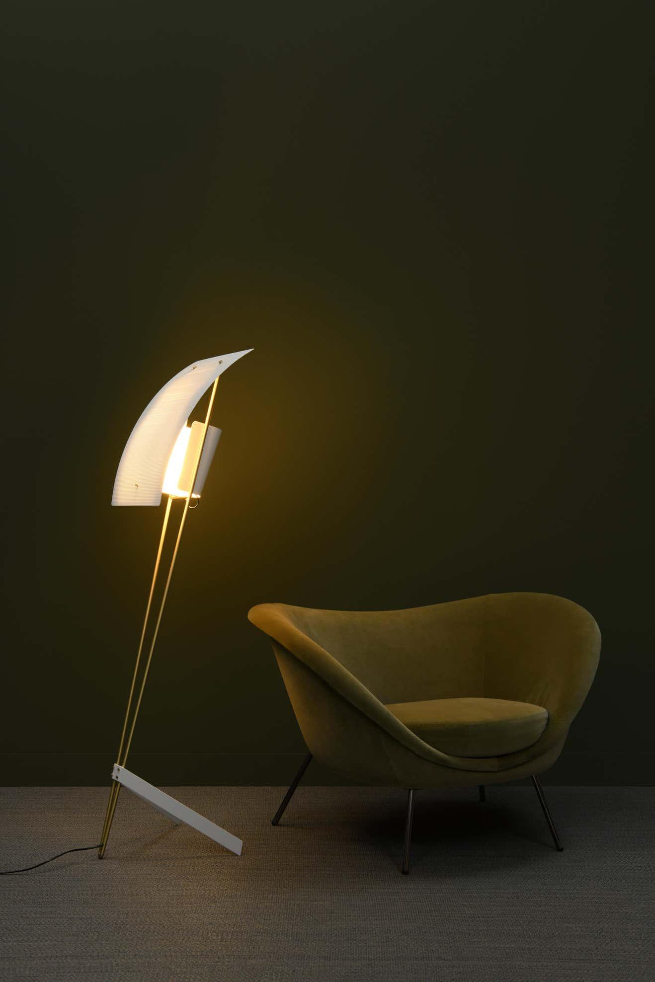 Kite Floor Lamp