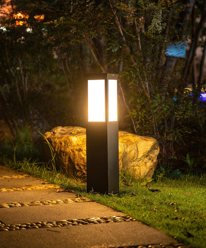 Kuzco Bollard Solar Outdoor Light