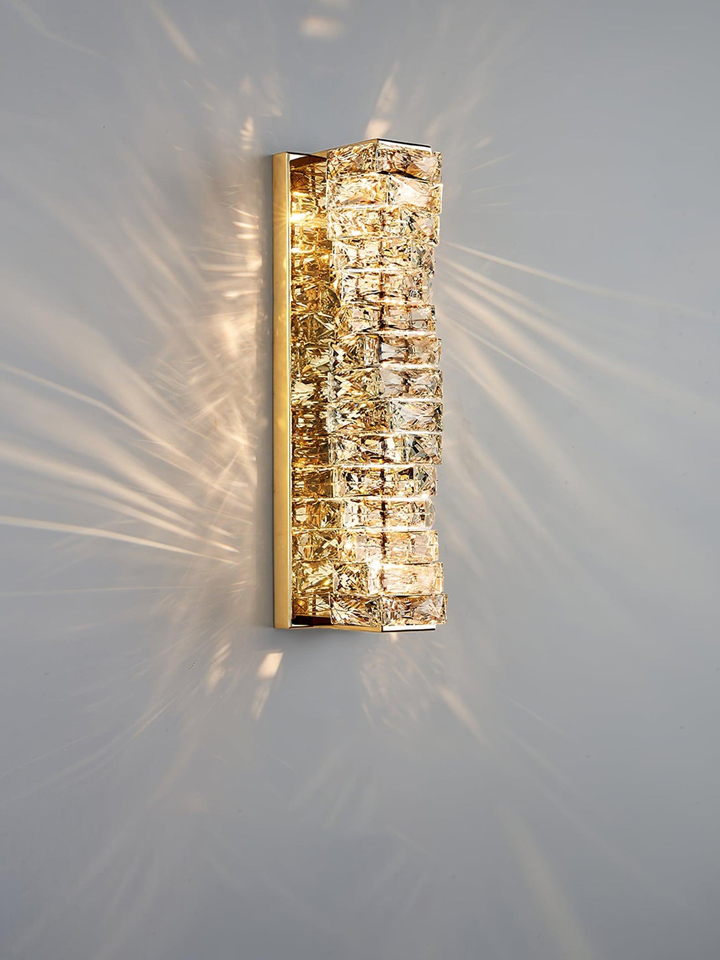 Laminated Crystal Bracket light Wall Light