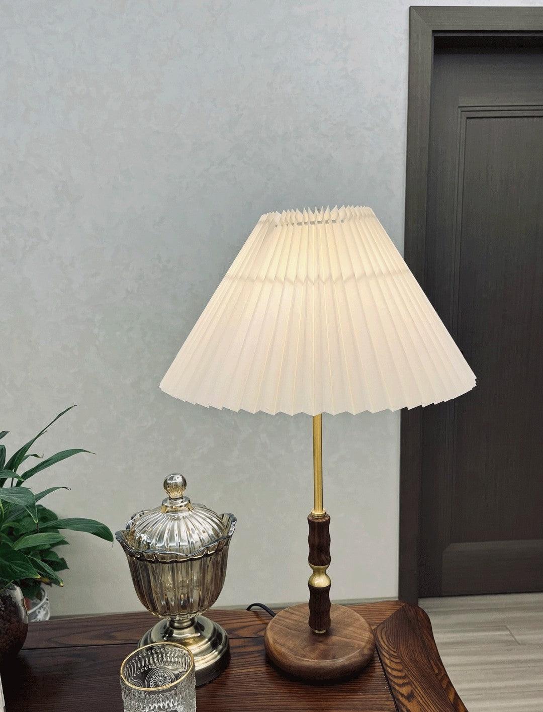 Le Klint Accent lamp Table Lamp