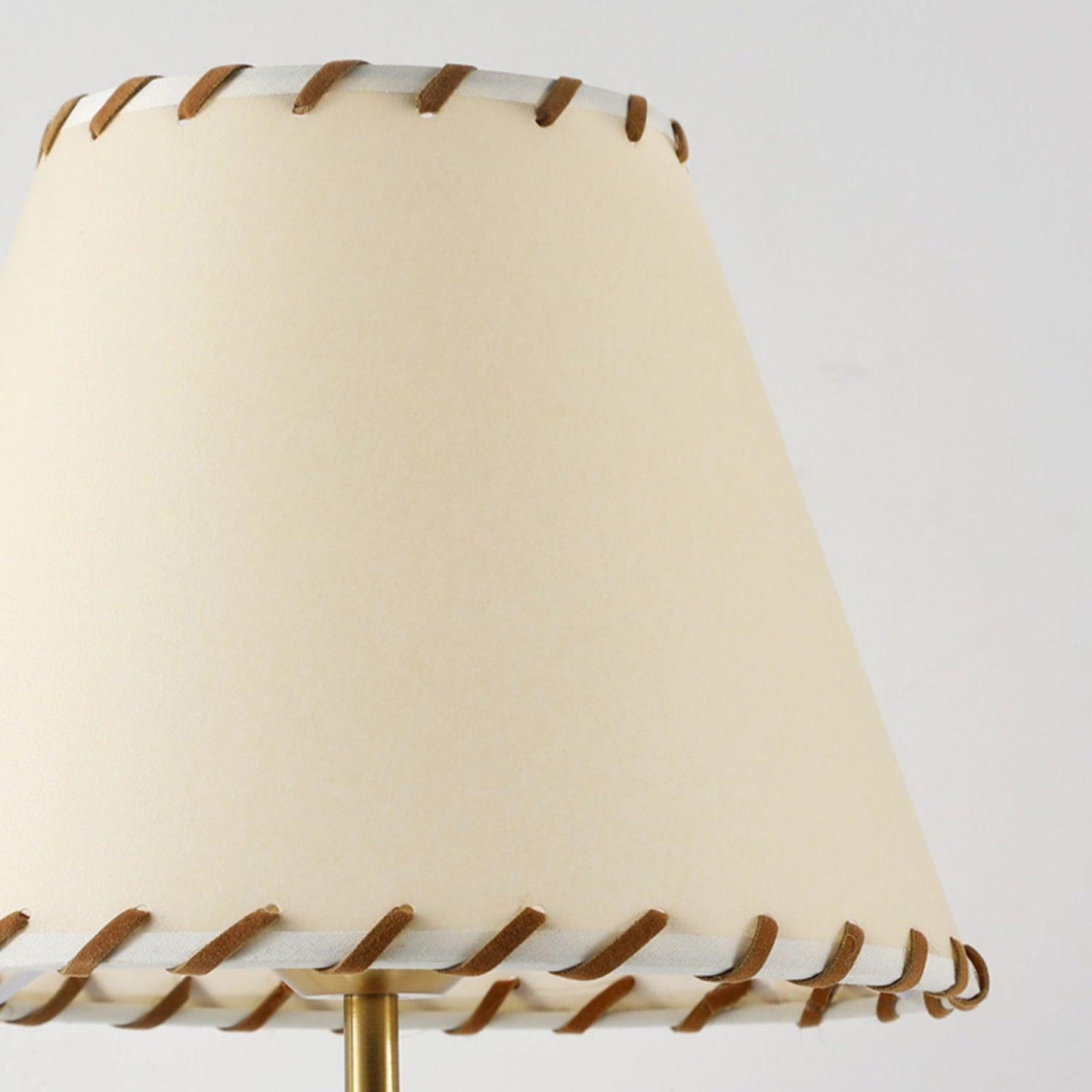 Lenny Bedside Accent lamp Table Lamp