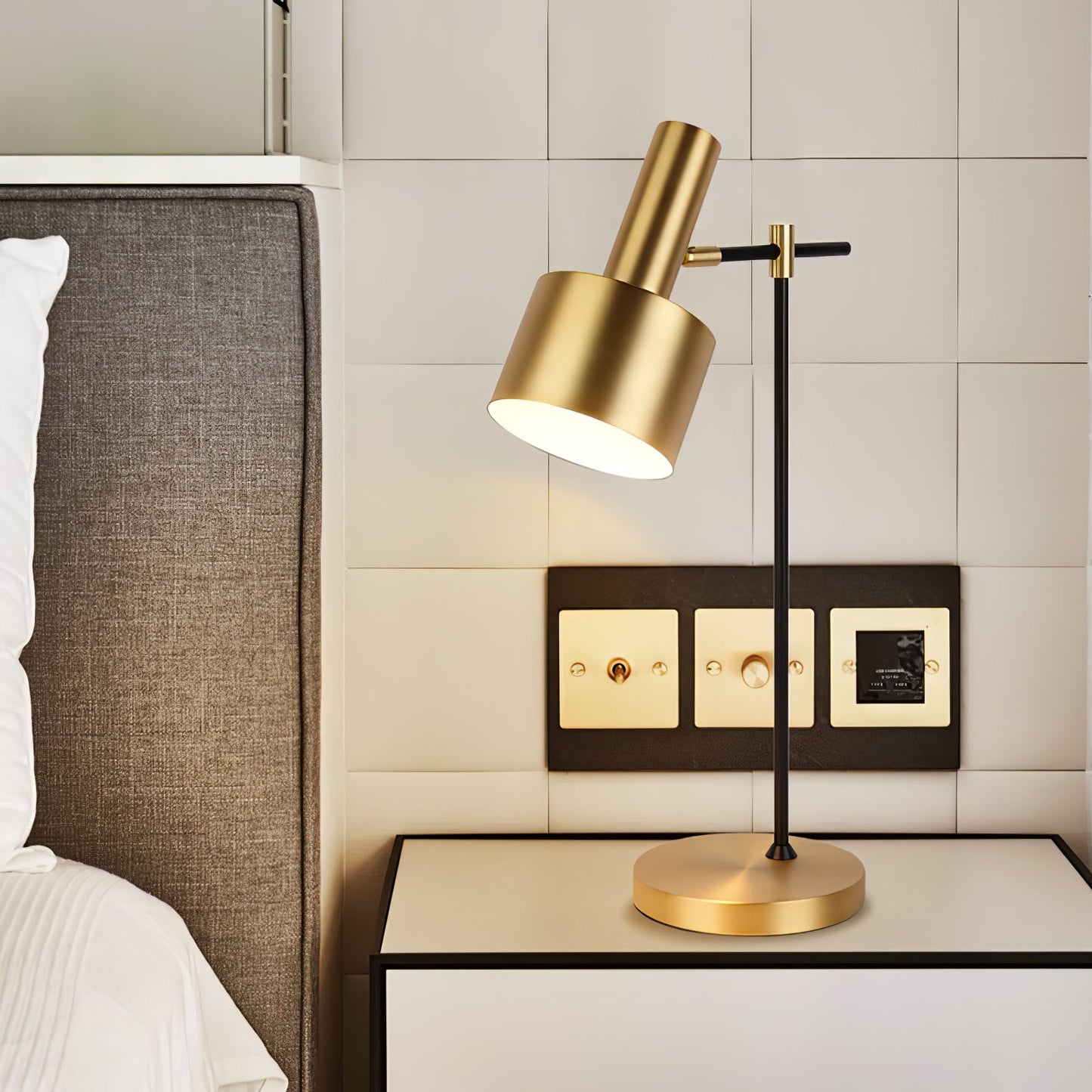 Lento Bedside lamp Table Lamp