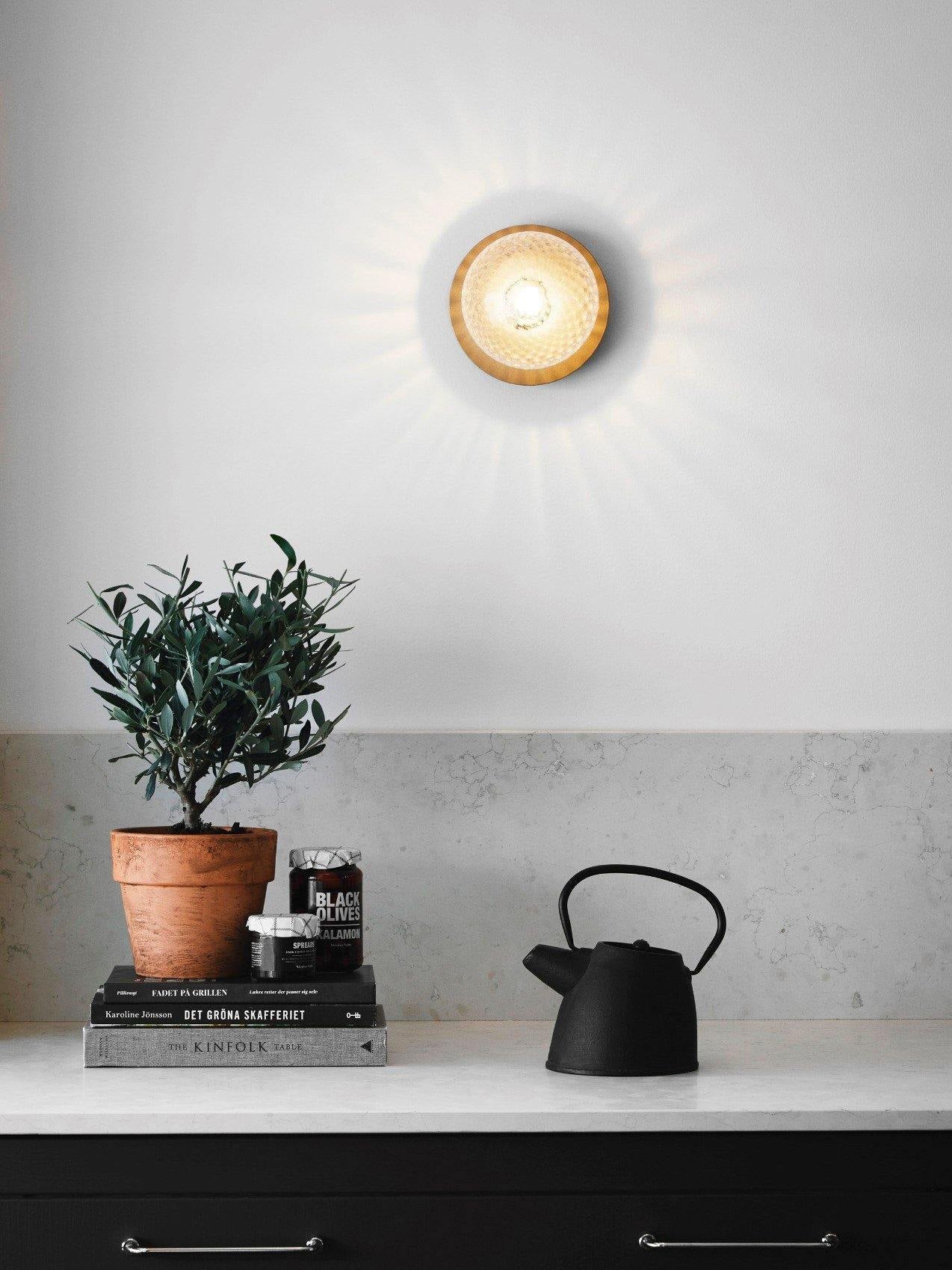 Lunara Wall Lamp