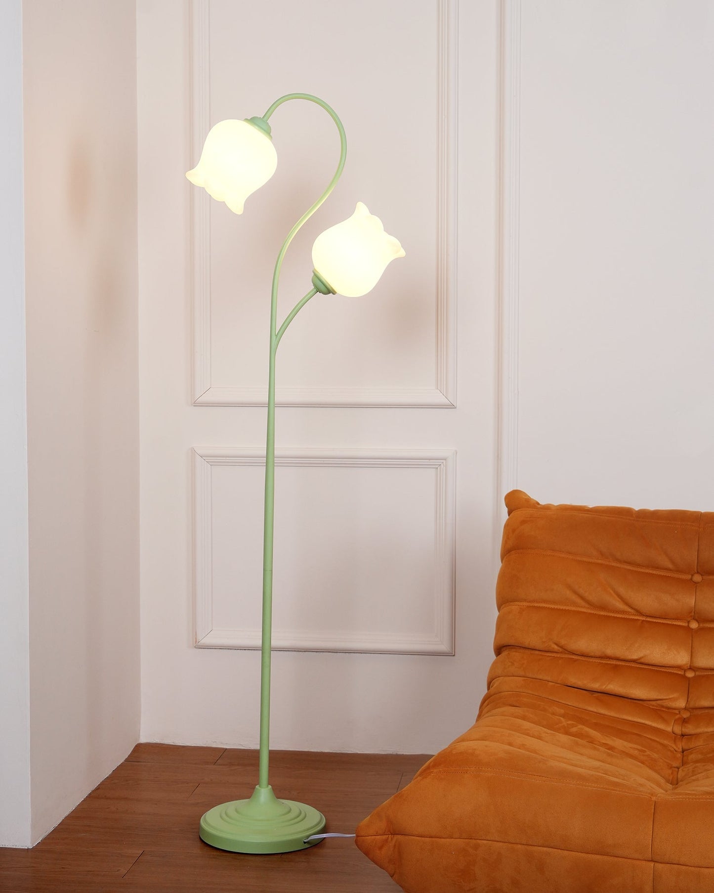 Lilium Tall Lamp Floor Lamp
