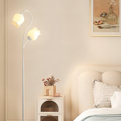 Lilium Tall Lamp Floor Lamp
