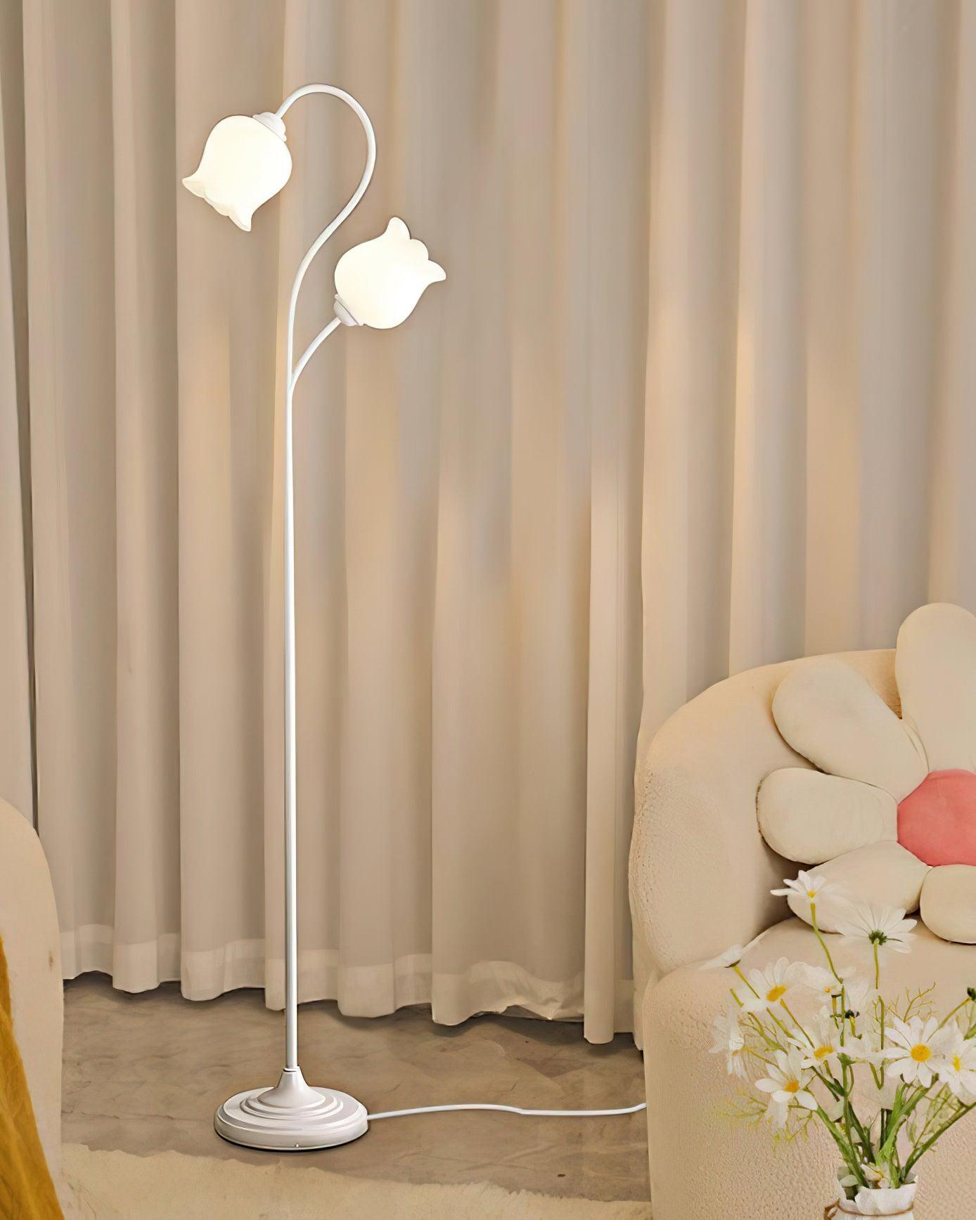 Lilium Tall Lamp Floor Lamp