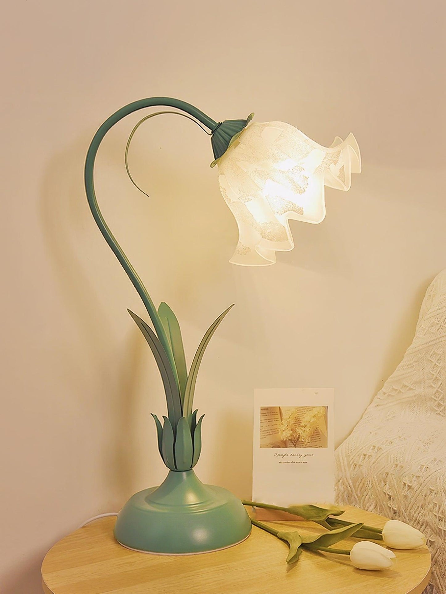 Lily of the Valley Bedside lamp Table Lamp