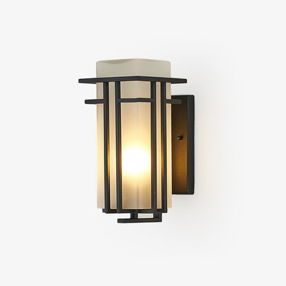 Linden Outdoor Wall Lamp