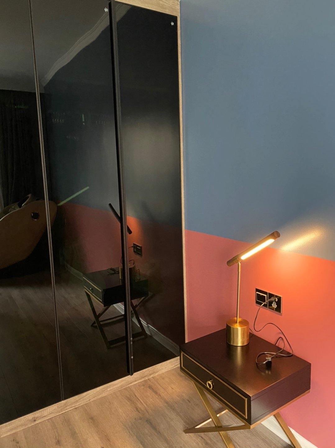 Linear Reading light Table Lamp