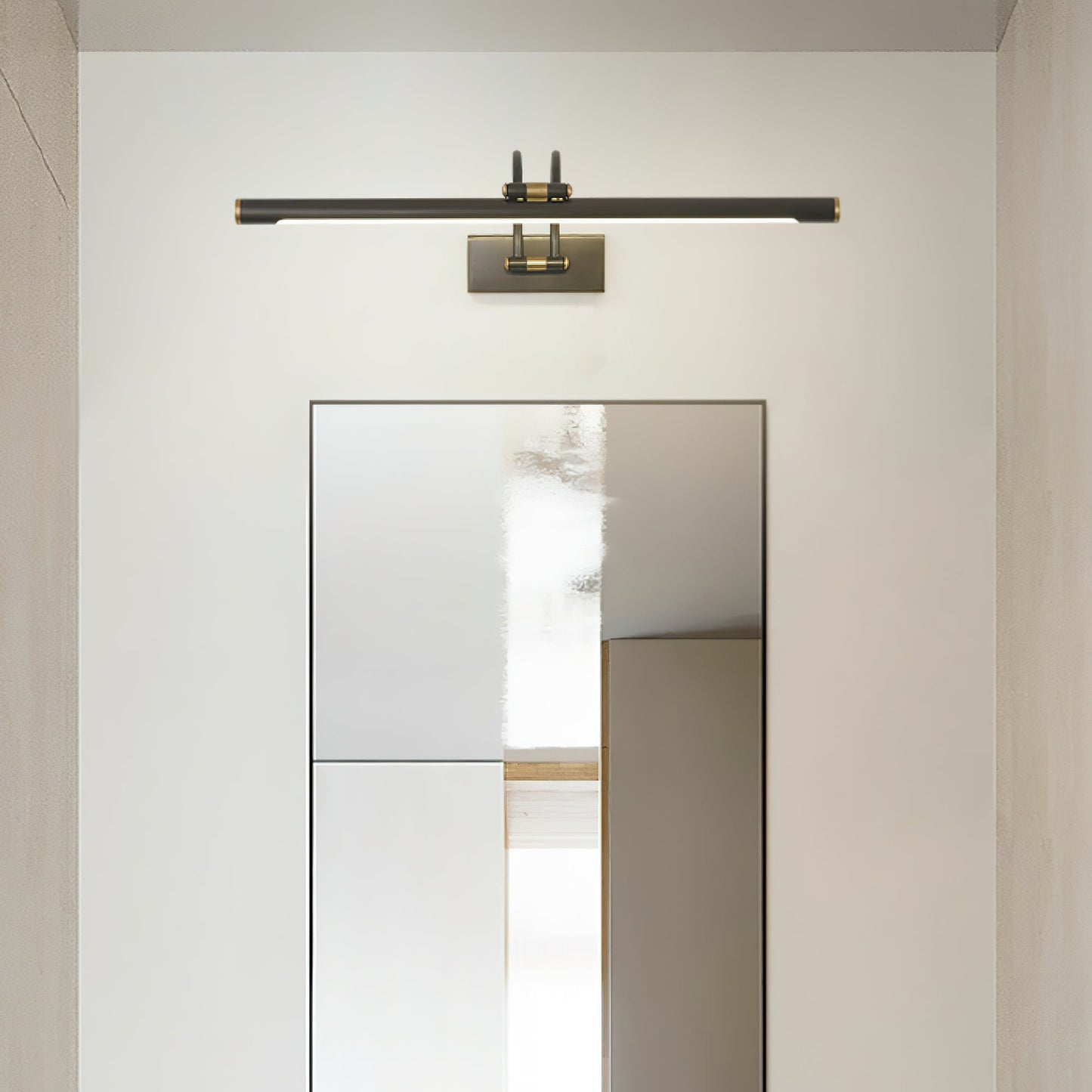 Linear Vanity Bracket light Wall Light