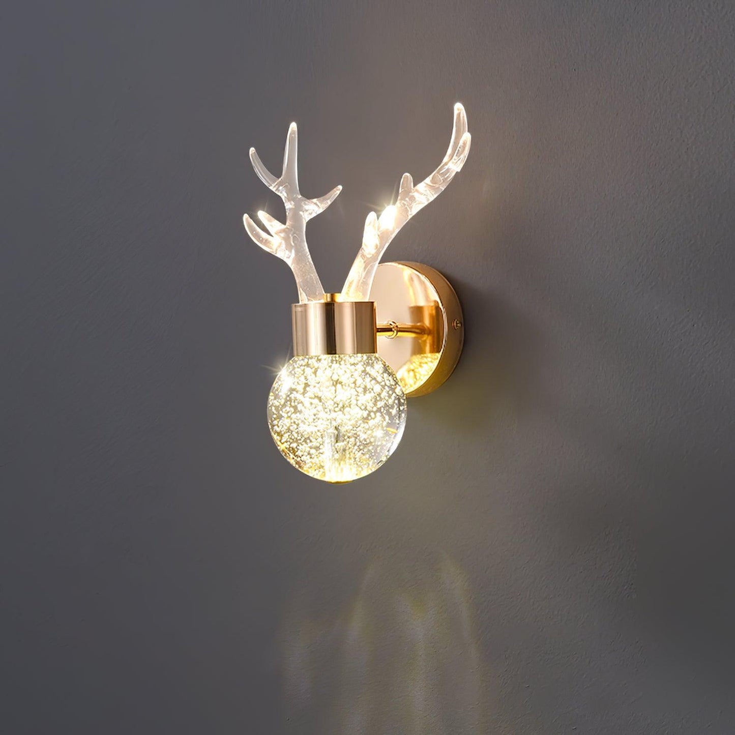 Little Deer Wall Lamp