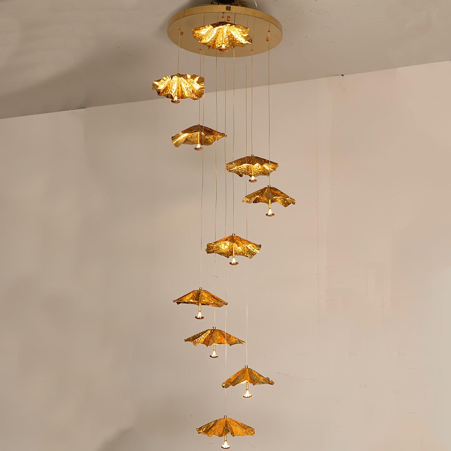 Livra Leaf Ceiling fixture Chandelier