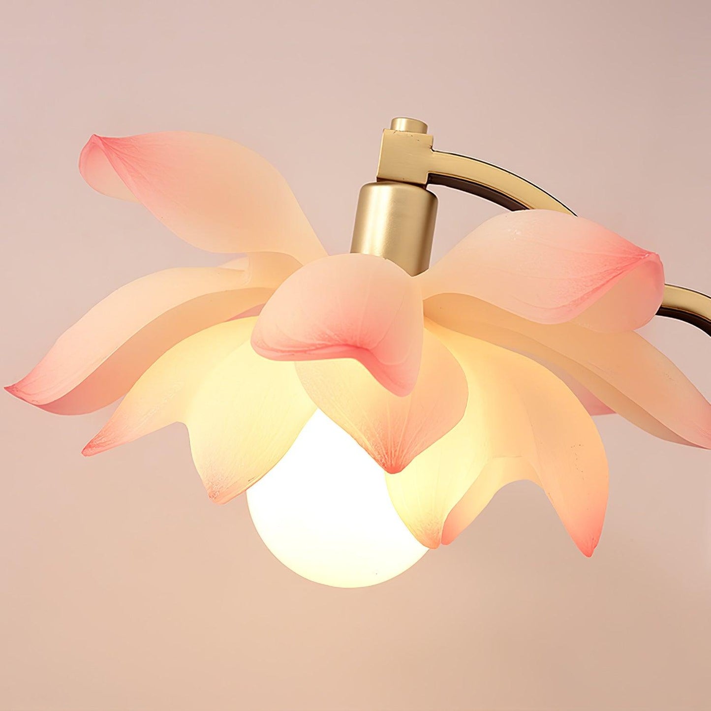 Lotus Table Lamp