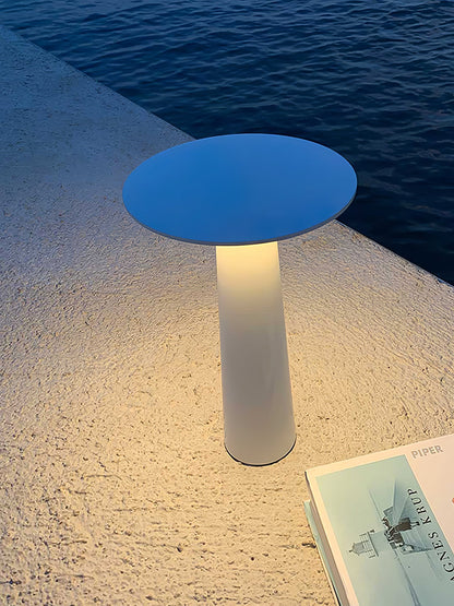 Luma Disk Outdoor Table Light