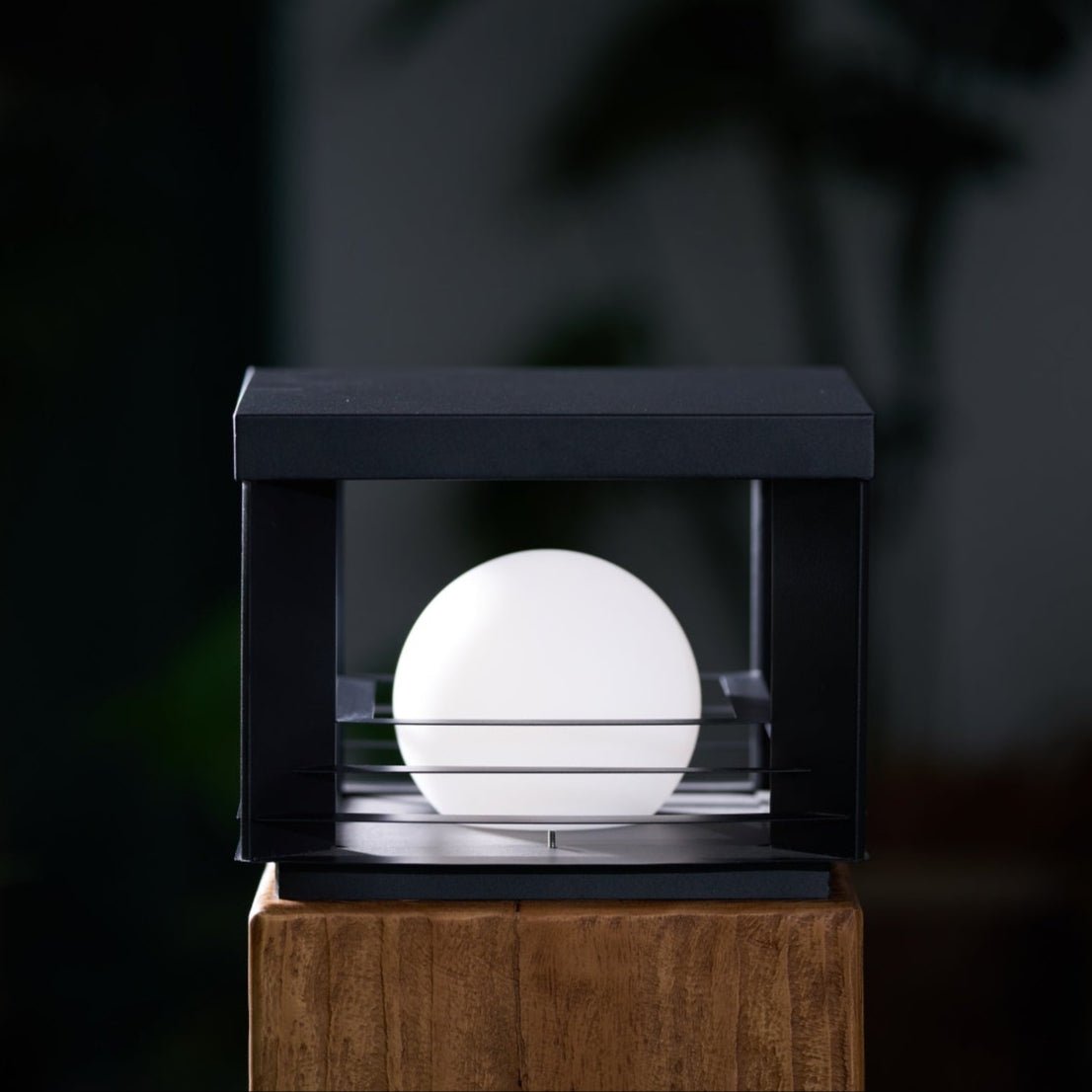 Lunar Crate Outdoor Lamp