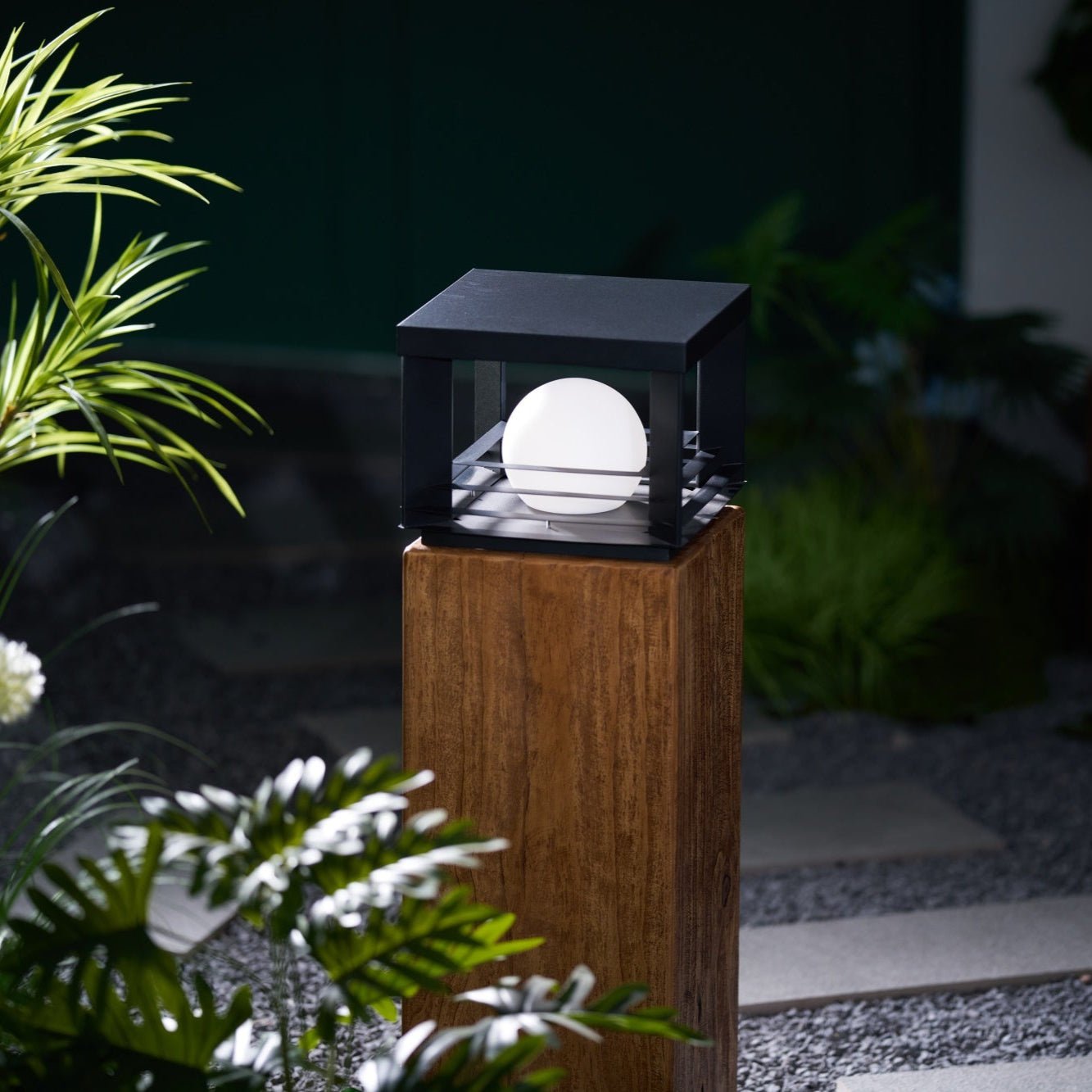 Lunar Crate Outdoor Lamp