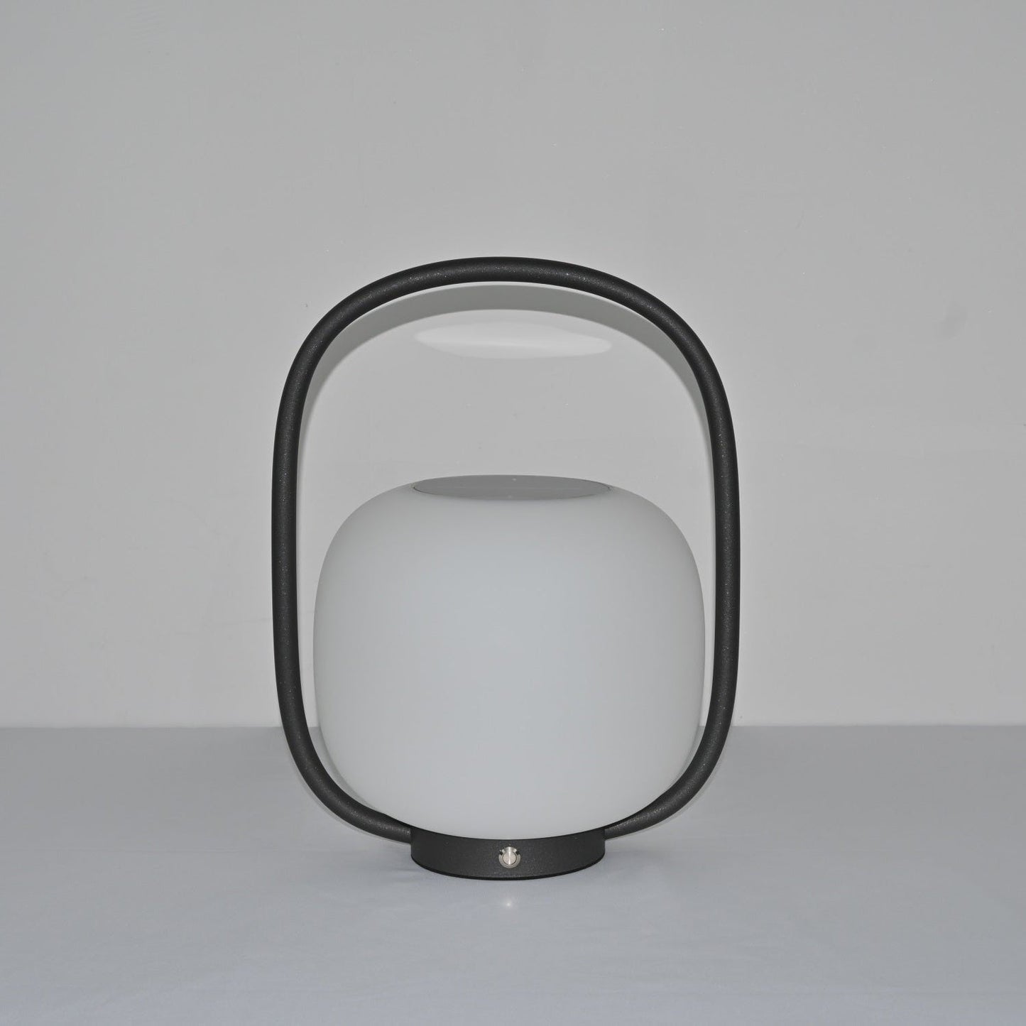 Lunava Lantern Outdoor Lamp