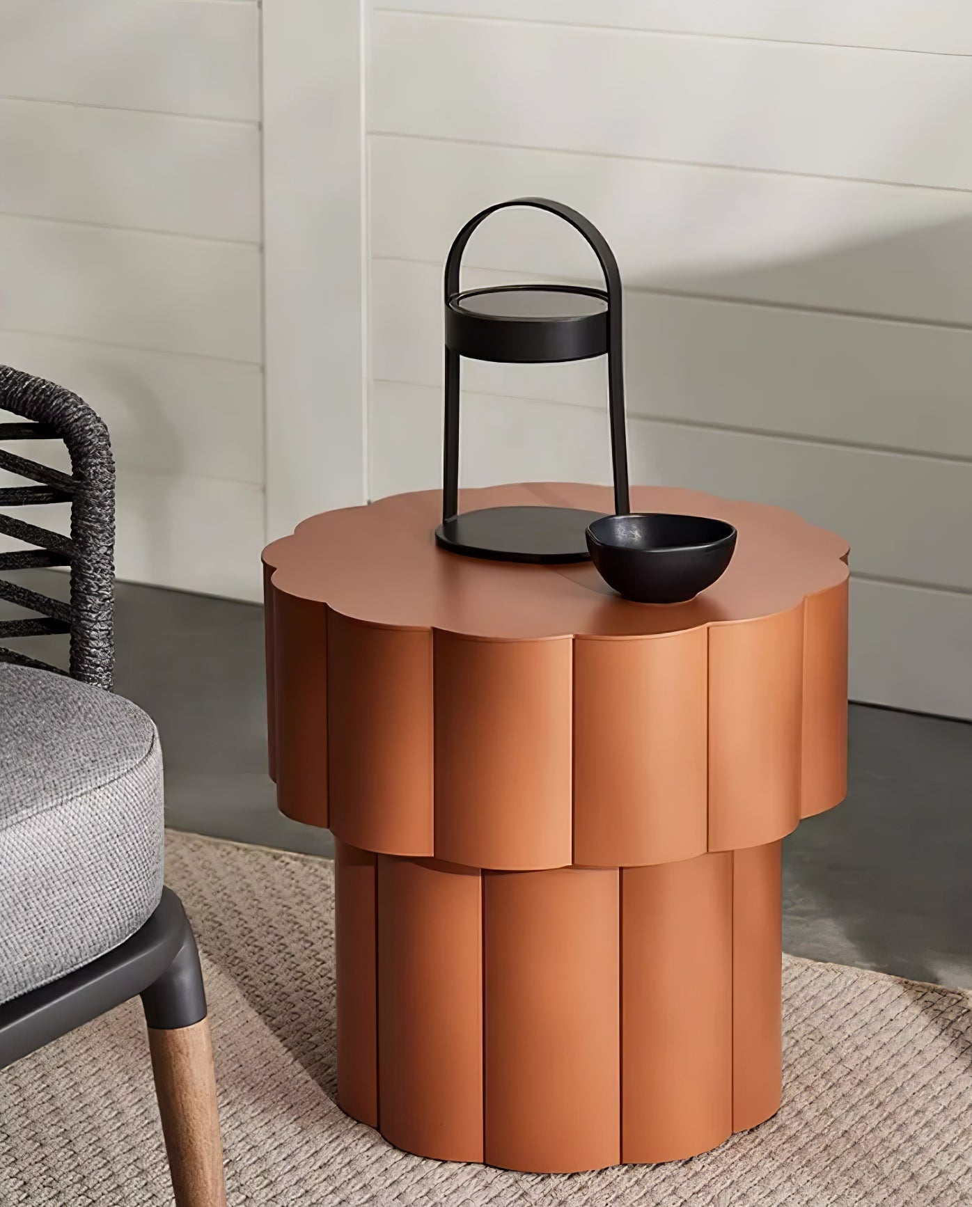 Lunetta Arc Portable Lamp