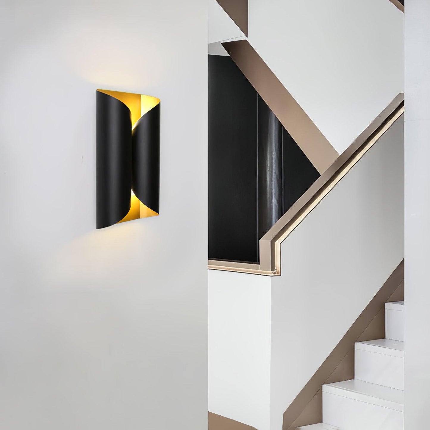 Lux Wall Light