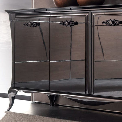 Luxurious Italian High Gloss 4 Door Cabinet