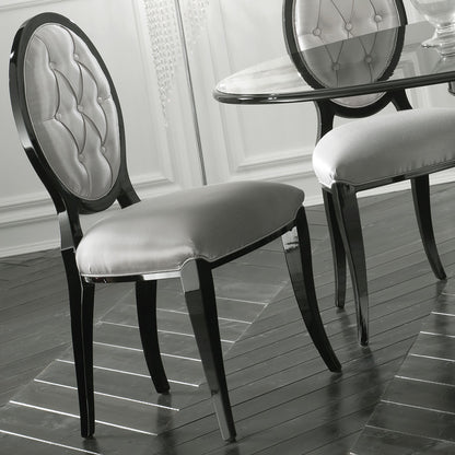 Luxurious Oval Buttoned Upholstered Dining Chair