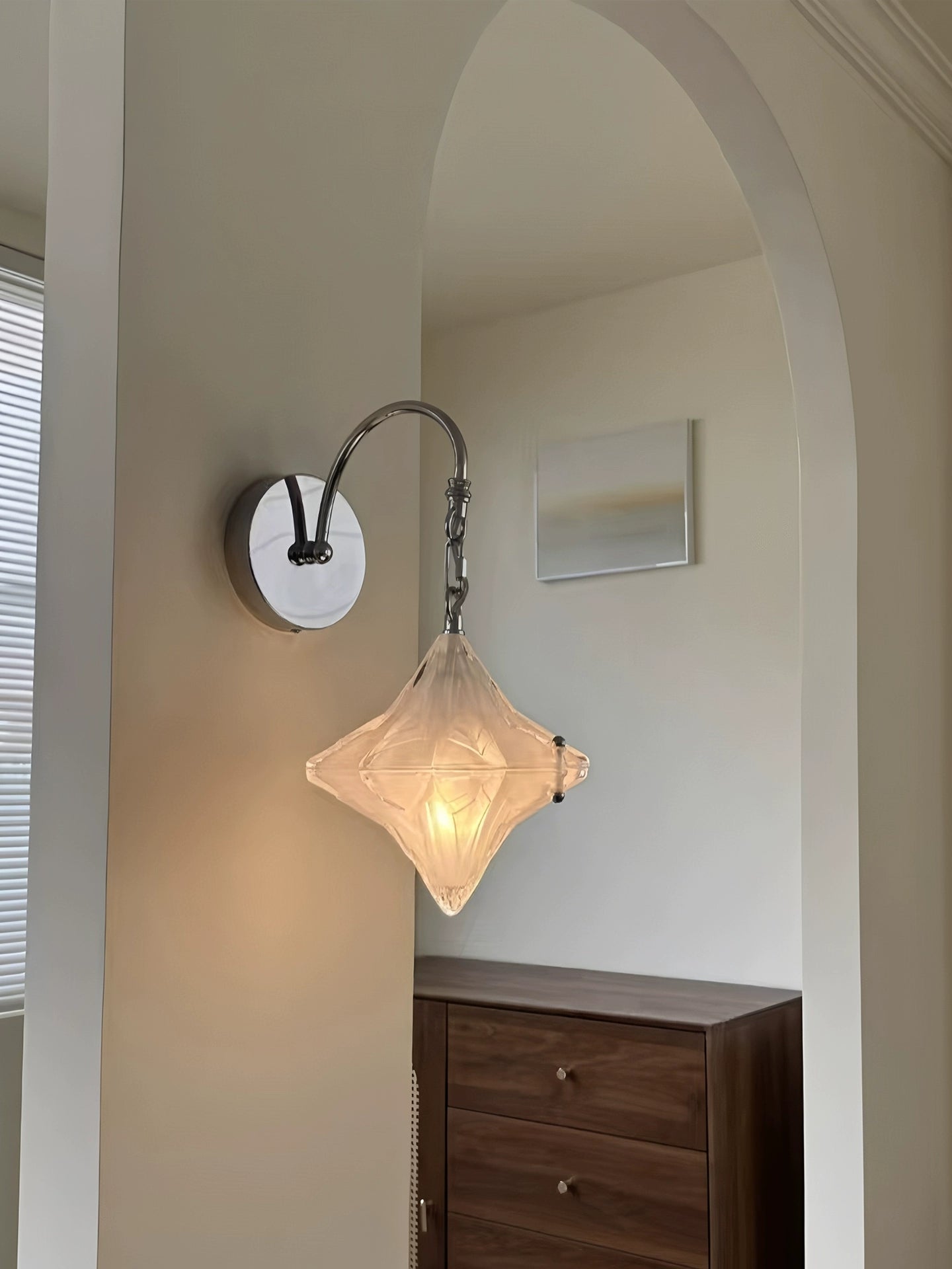 Lyra Star Wall Lamp