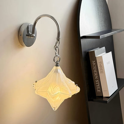 Lyra Star Wall Lamp