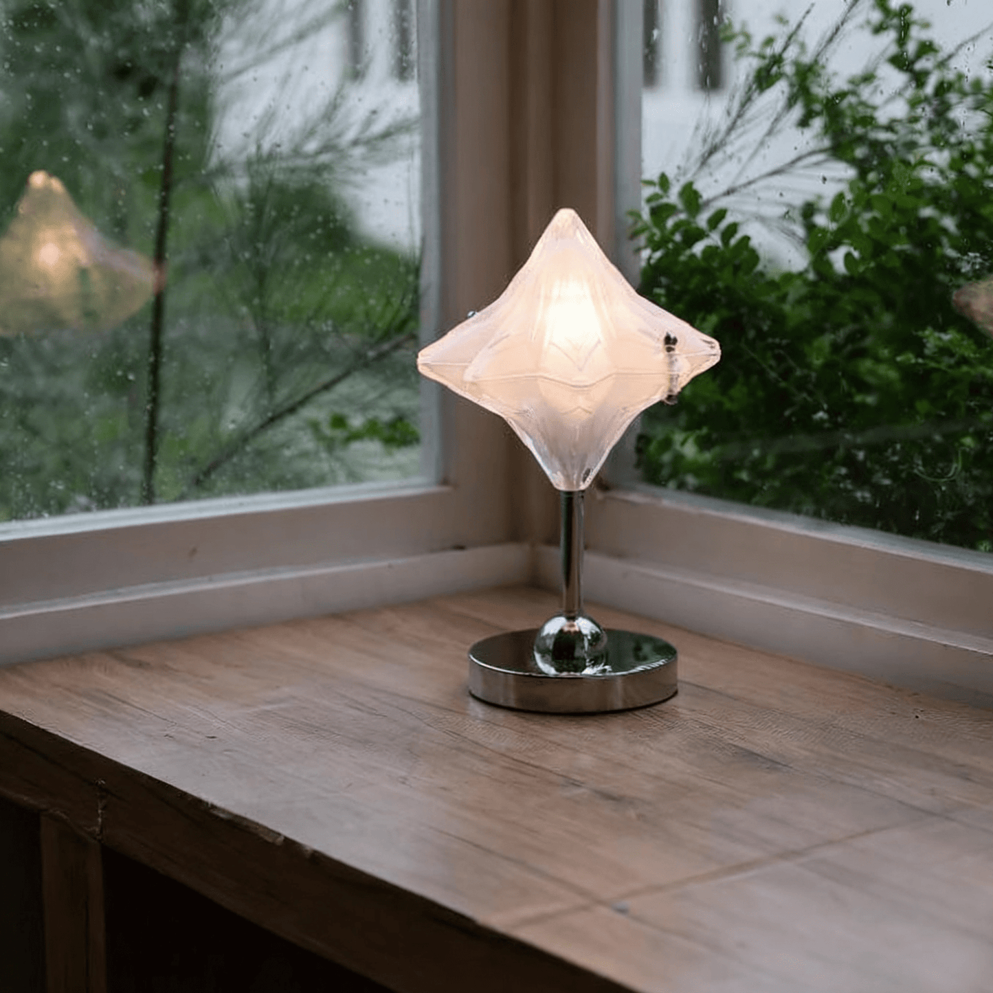 Lyra Star Table Light