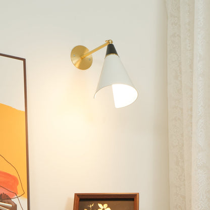 Petite Magari Bracket light Wall Lamp