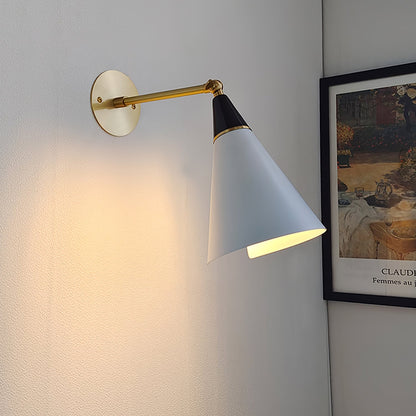 Petite Magari Bracket light Wall Lamp