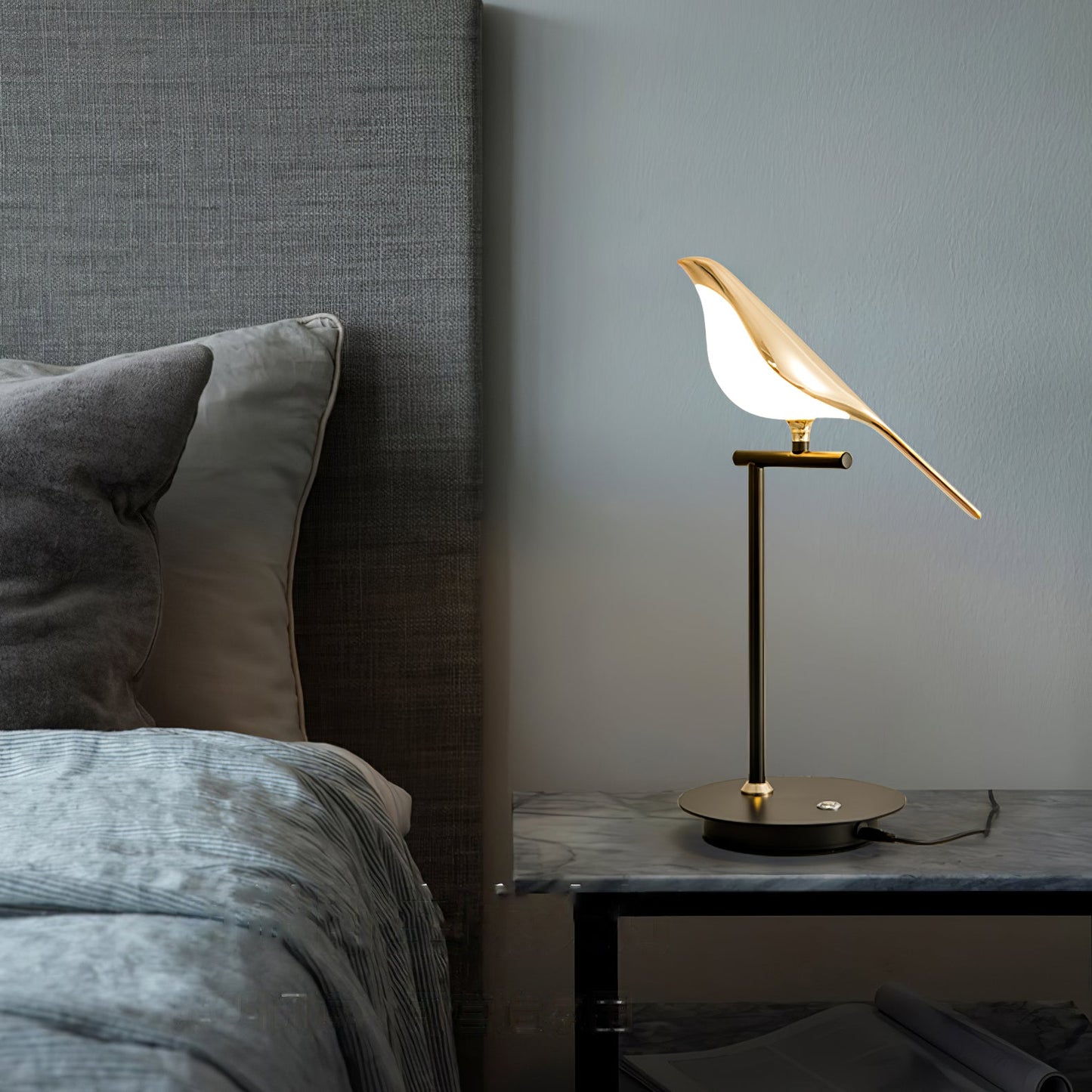 Magpie Perch Side table lamp Table Lamp