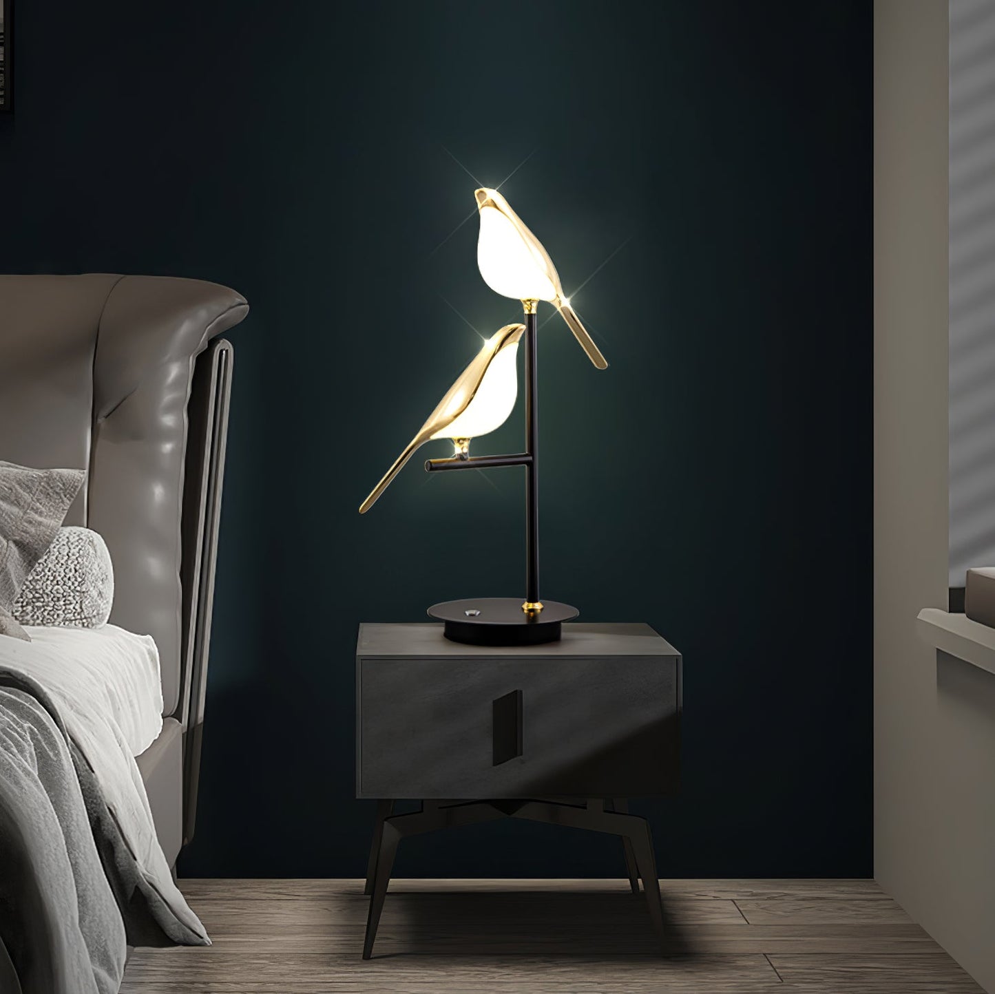 Magpie Perch Side table lamp Table Lamp