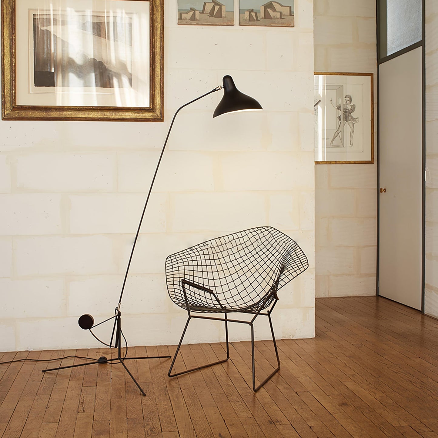 Mantis Arm Tall Lamp Floor Lamp