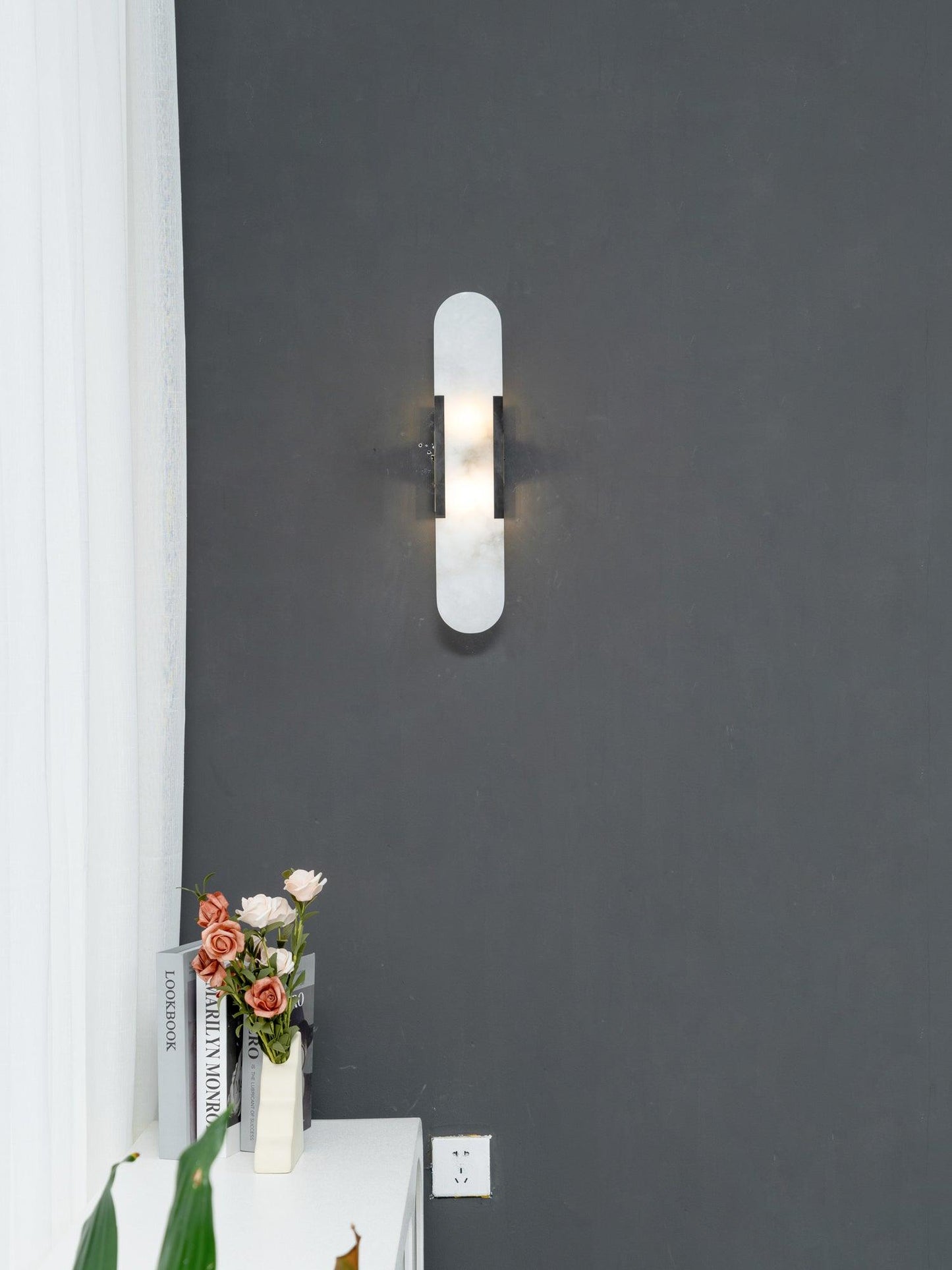 Melange Elongated Alabaster Wall sconce Wall Lamp