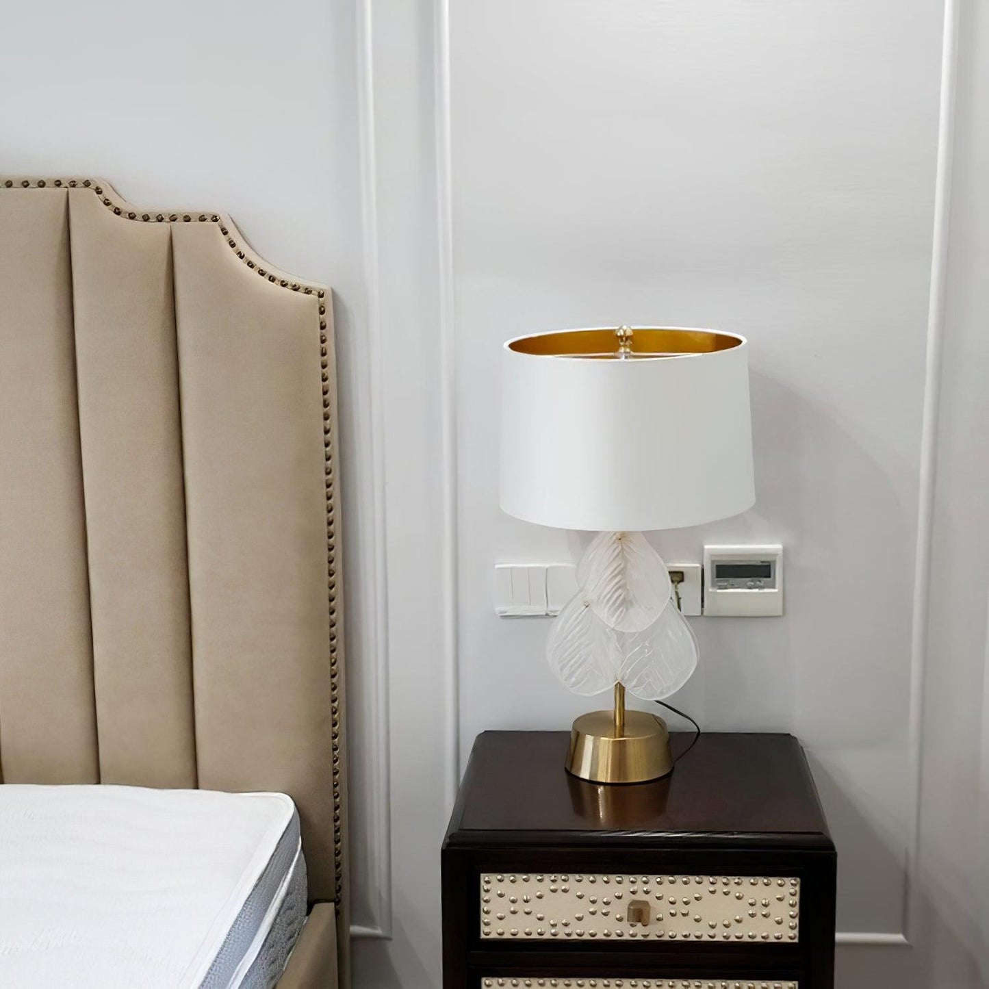 Melania Side table lamp Table Lamp