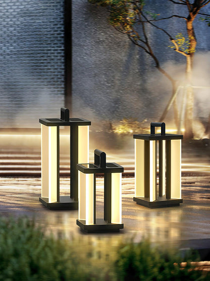 Metroluxe Post light Outdoor Light