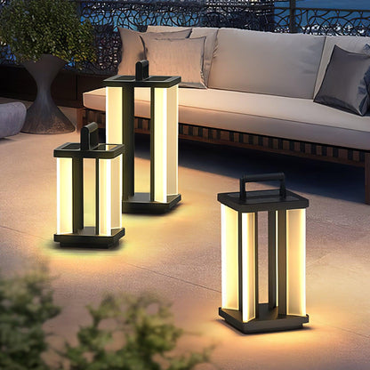 Metroluxe Post light Outdoor Light