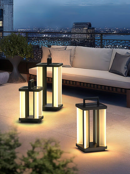 Metroluxe Post light Outdoor Light