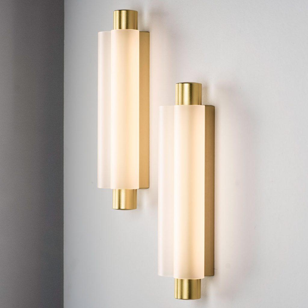 Trillium Bracket light Wall Sconce