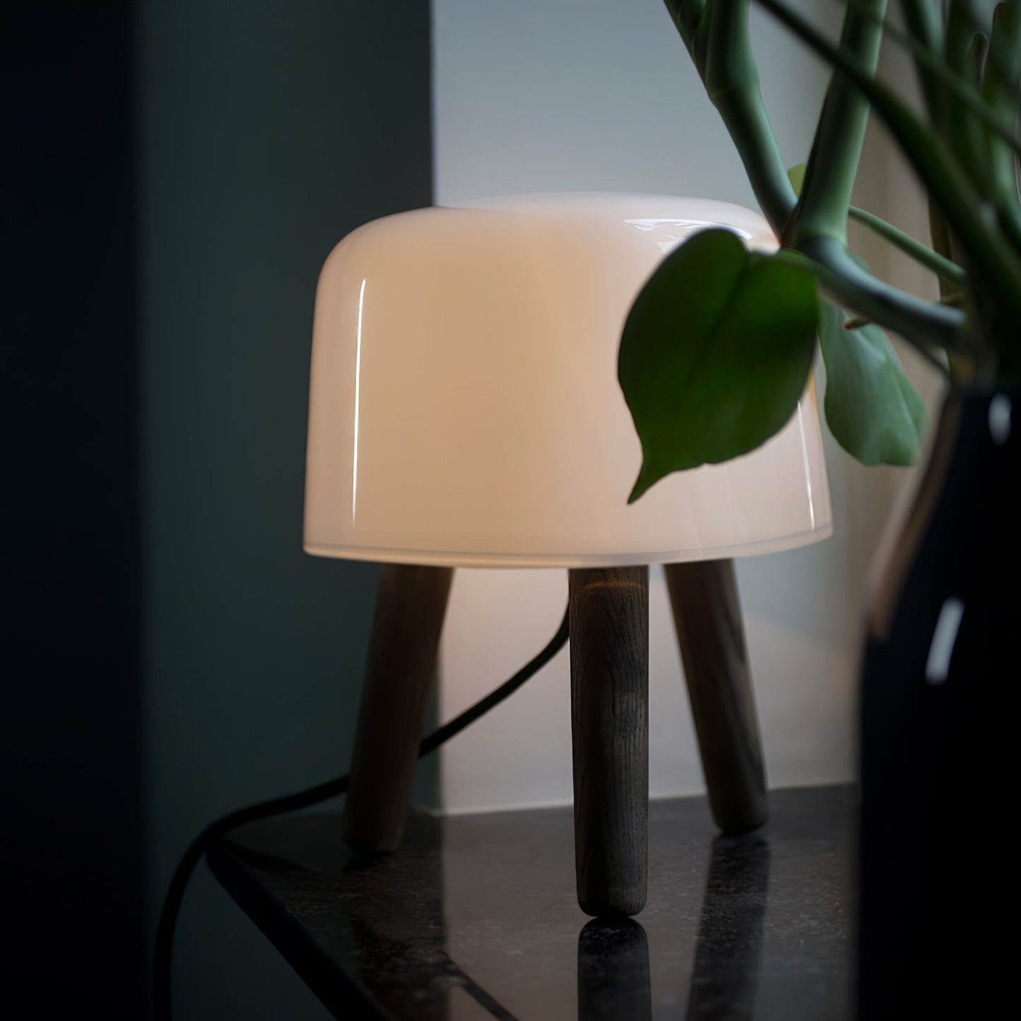 Milk Nightstand lamp Table Lamp