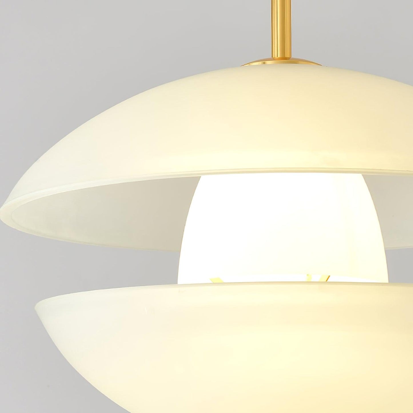 Miller Shell Houselight Pendant Light