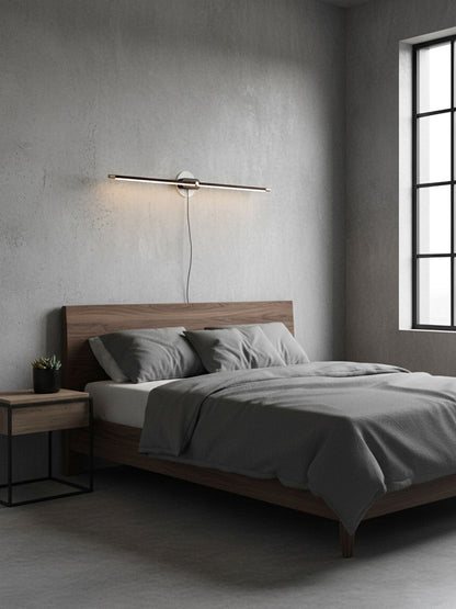 Minimalist Linear Plug-in Wall Lamp