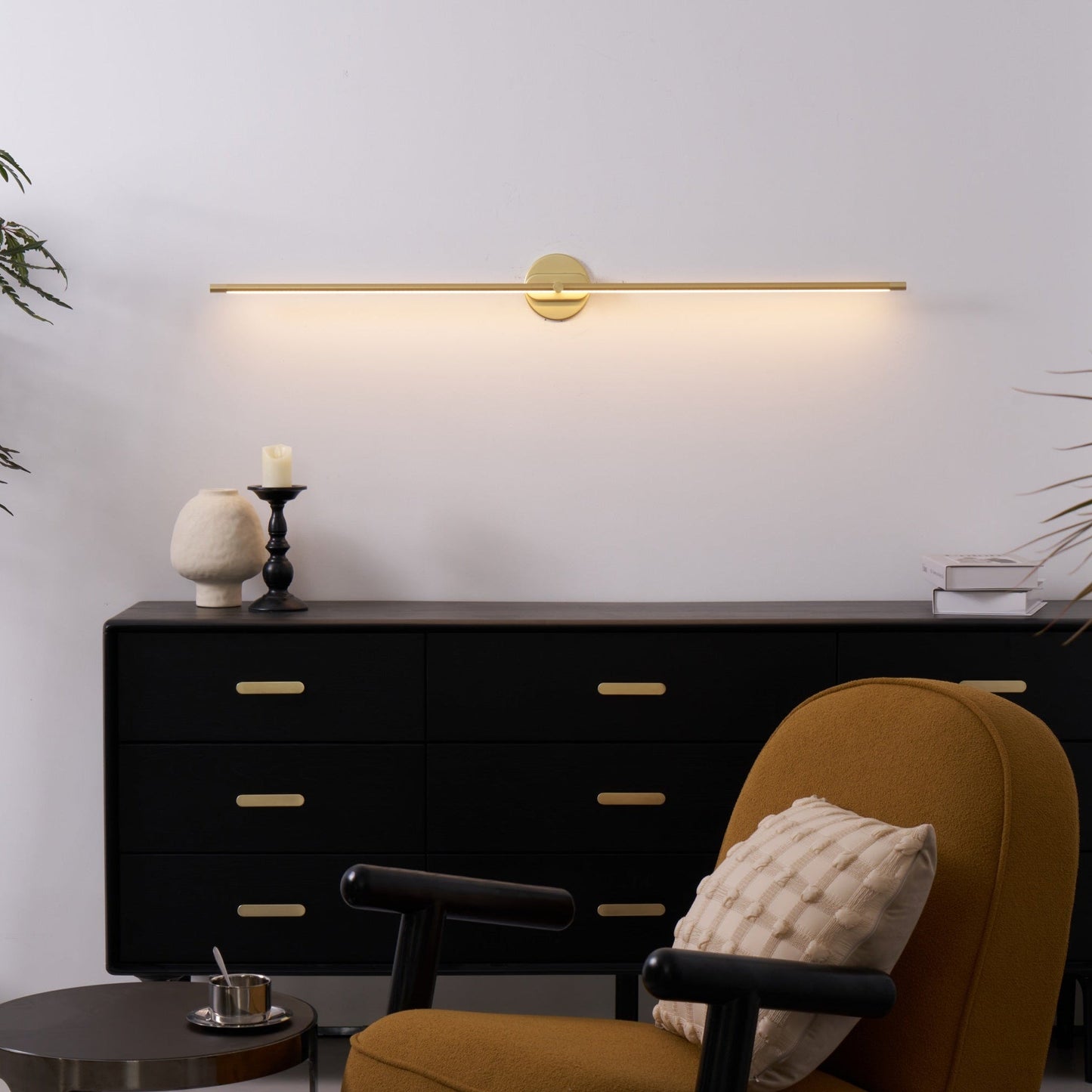 Minimalist Linear Wall Lamp