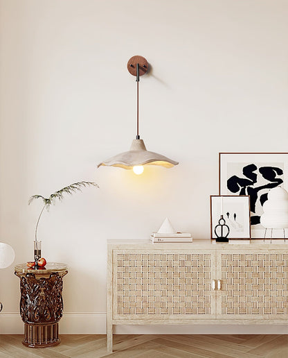 Mirella Sconce